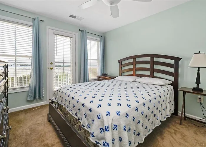 Sunset Island Waterfront 4 Bedroom Townhome With Many Amenities! Сasa de vacaciones Ocean City