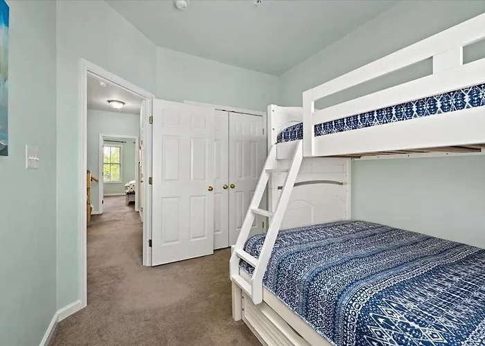 Sunset Island Waterfront 4 Bedroom Townhome With Many Amenities! Сasa de vacaciones Ocean City