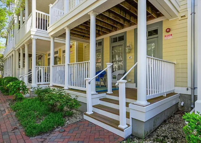 Sunset Island Waterfront 4 Bedroom Townhome With Many Amenities! Сasa de vacaciones *